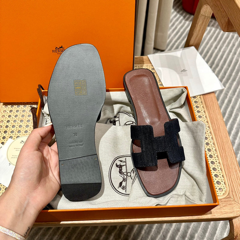 Sandália Hermès