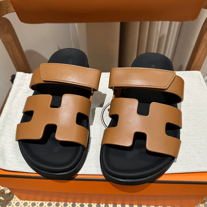 Sandália Hermès