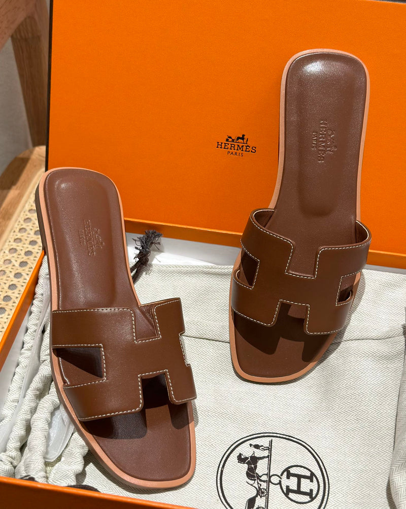 Sandália Hermès