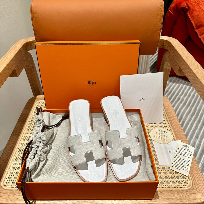 Sandália Hermès