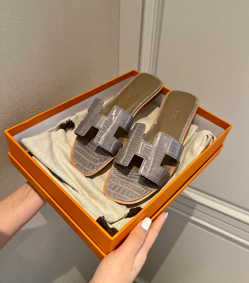 Sandália Hermès