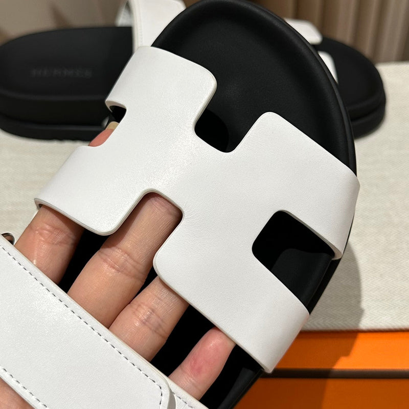 Sandália Hermès