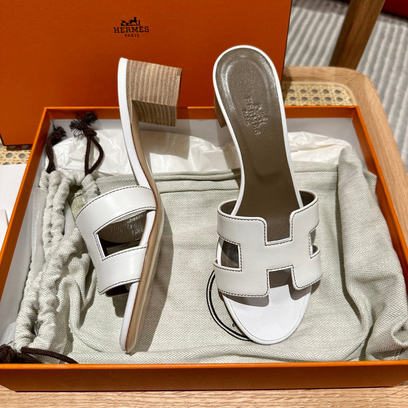 Sandália Hermès