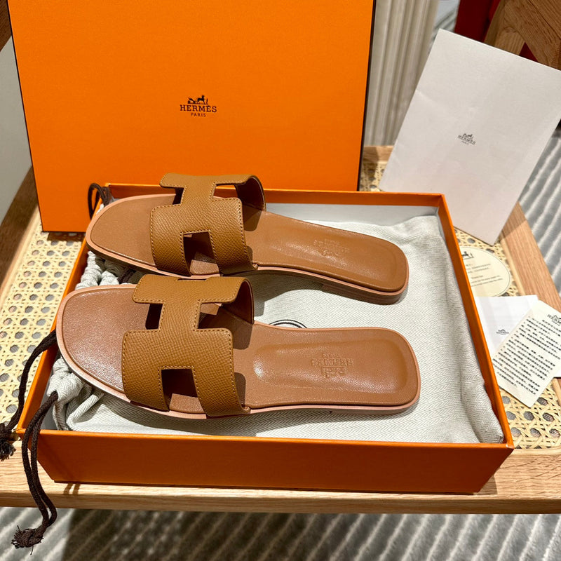 Sandália Hermès
