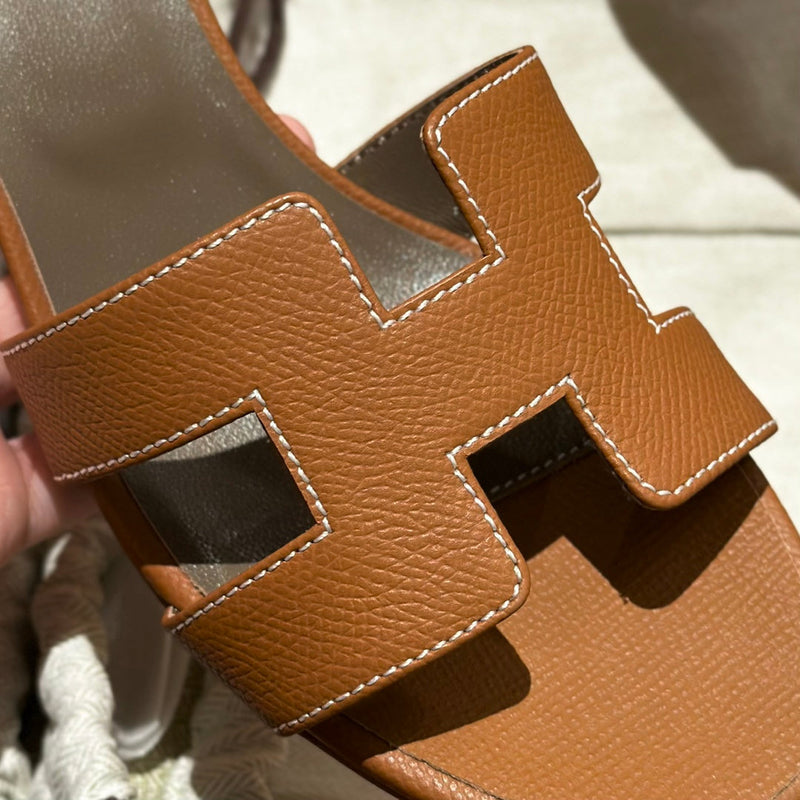 Sandália Hermès