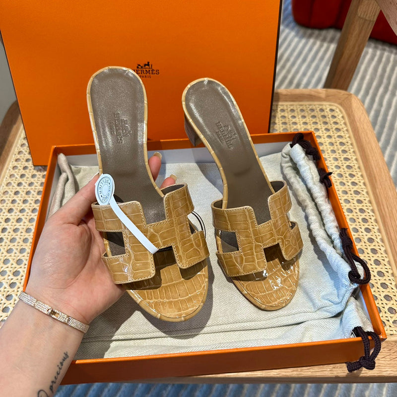 Sandália Hermès