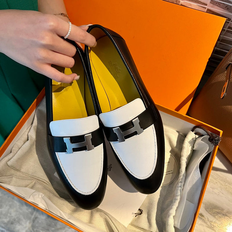 Sandália Hermès