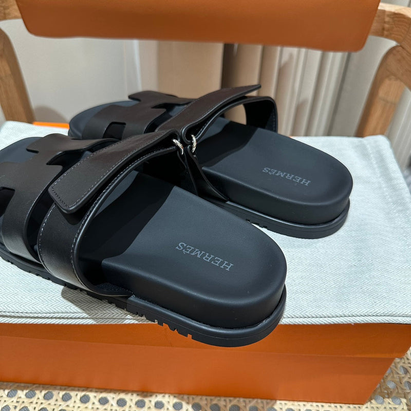 Sandália Hermès