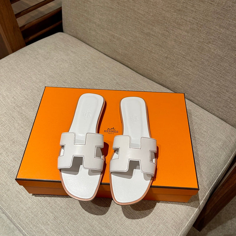 Sandália Hermès