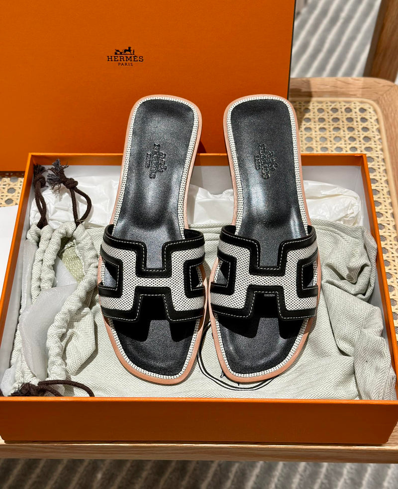 Sandália Hermès