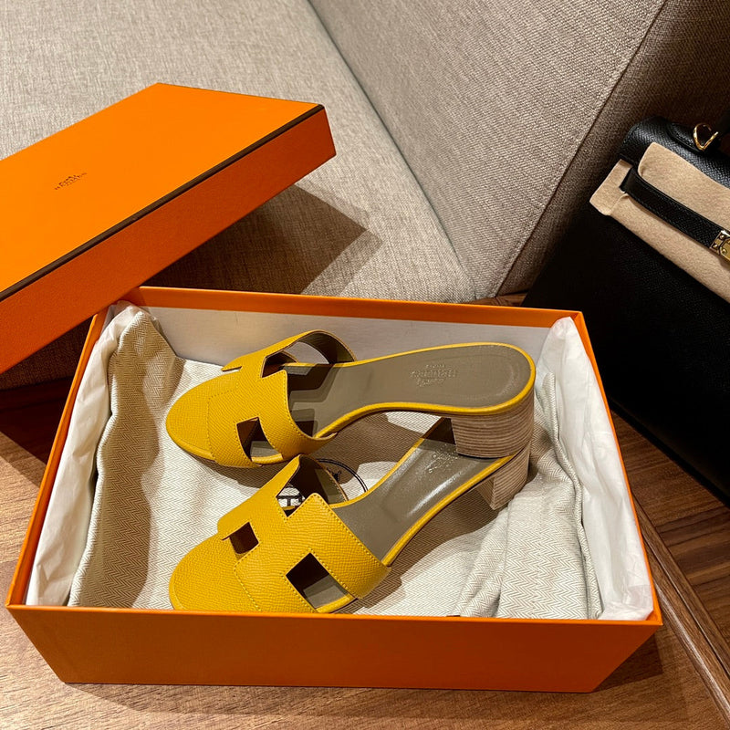 Sandália Hermès