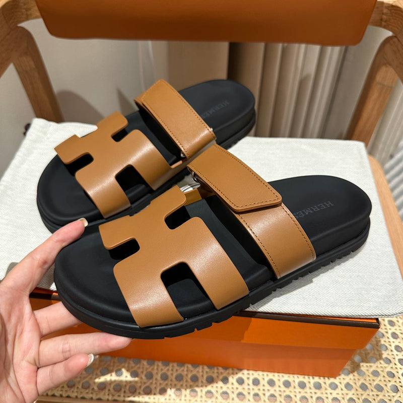 Sandália Hermès
