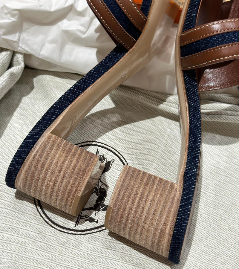 Sandália Hermès