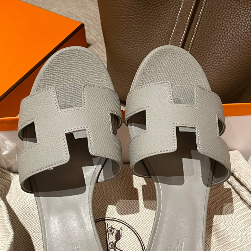 Sandália Hermès
