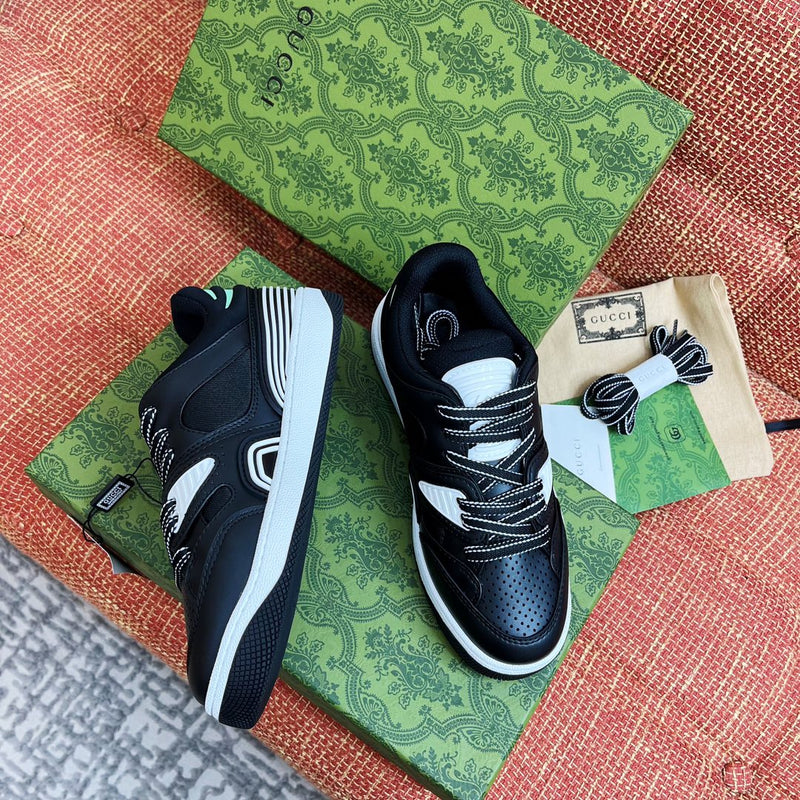 Tênis GUCCI