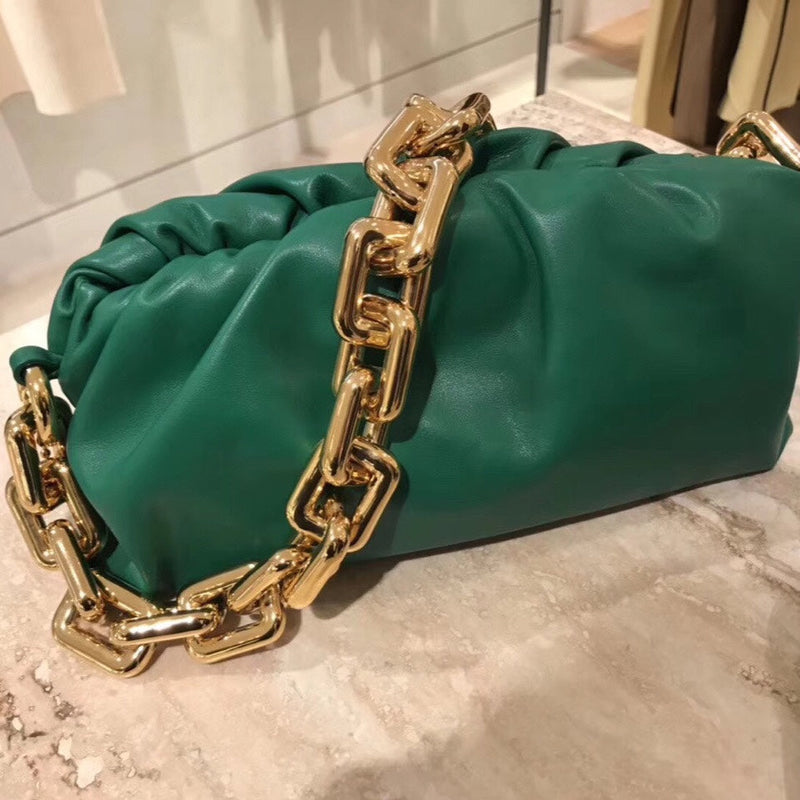 Bolsa Bottega Veneta 𝙏𝙃𝙀 𝘾𝙃𝘼𝙄𝙉 𝙋𝙊𝙐𝘾𝙃 31CM BAG