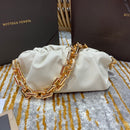 Bolsa Bottega Veneta 𝙏𝙃𝙀 𝘾𝙃𝘼𝙄𝙉 𝙋𝙊𝙐𝘾𝙃 31CM BAG