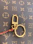 Bolsa Louis Vuitton Artsy Monograma MM