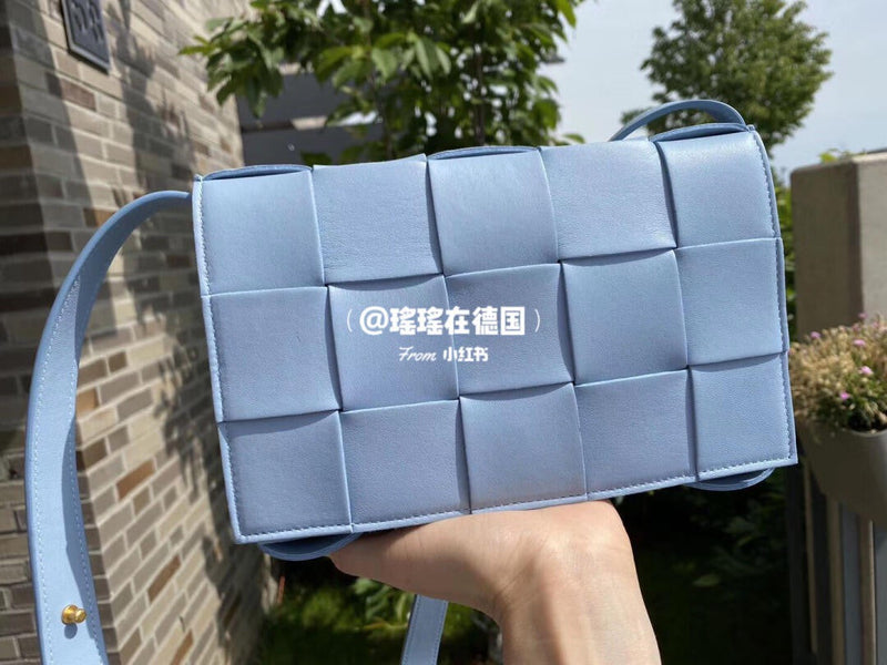 Bolsa Bottega Veneta CASSETTE 23CM