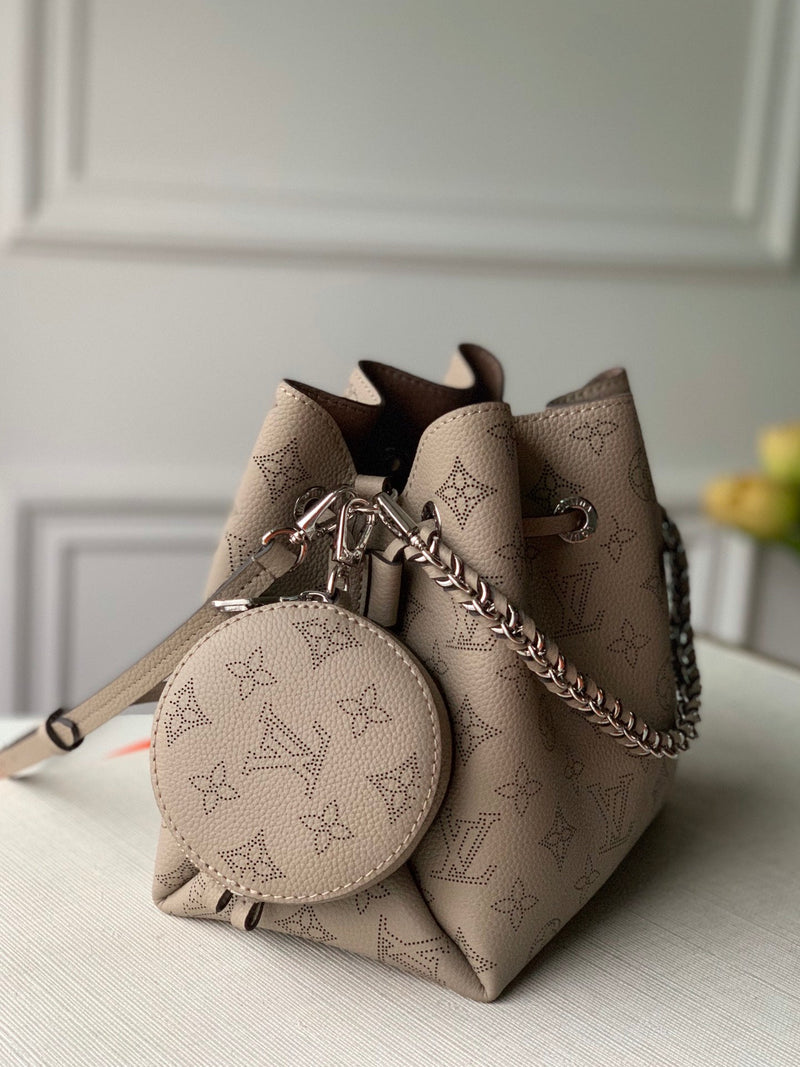 Bolsa Louis Vuitton Bella