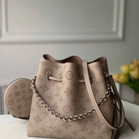 Bolsa Louis Vuitton Bella