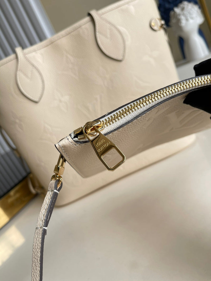 Bolsa Louis Vuitton LV Neverfull MM Creme