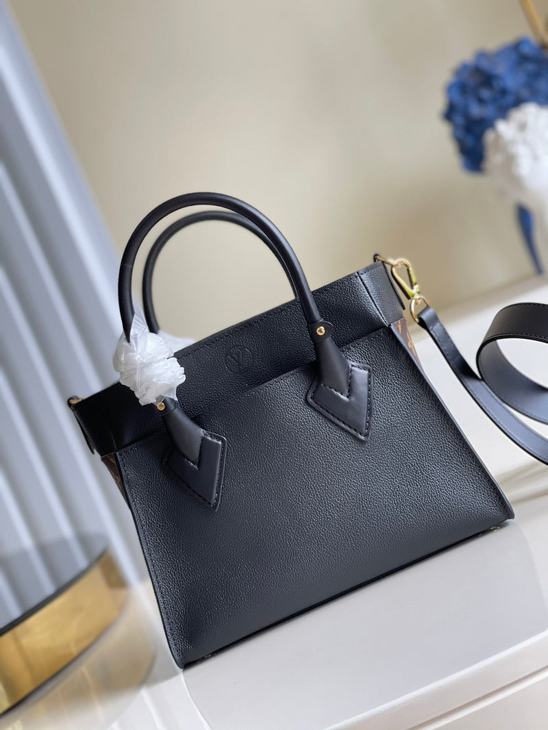 Bolsa Louis Vuitton On My Side PM