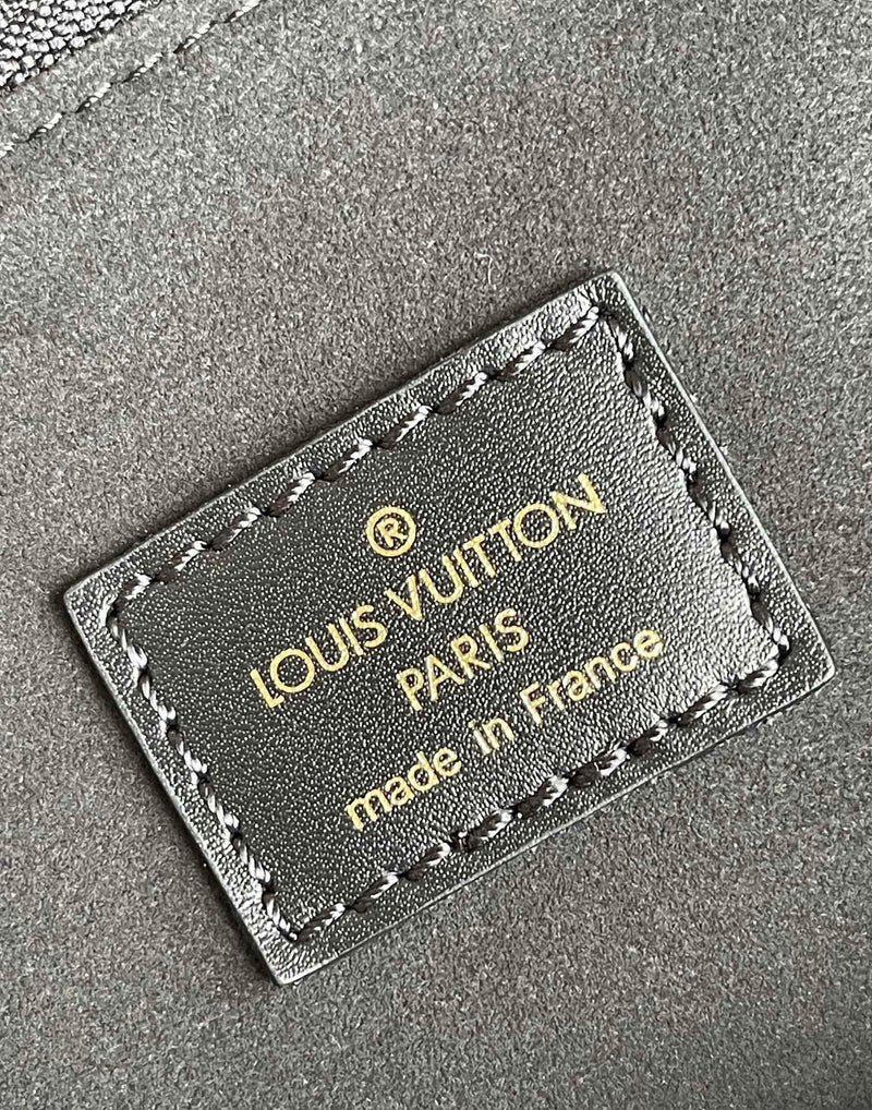 Bolsa Louis Vuitton On My Side PM
