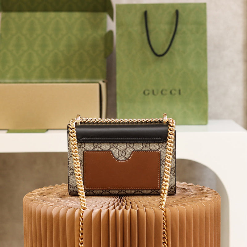 Bolsa GUCCI 𝐏𝐚𝐝𝐥𝐨𝐜𝐤 GG
