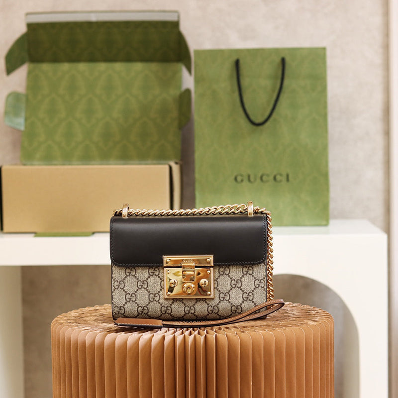 Bolsa GUCCI 𝐏𝐚𝐝𝐥𝐨𝐜𝐤 GG