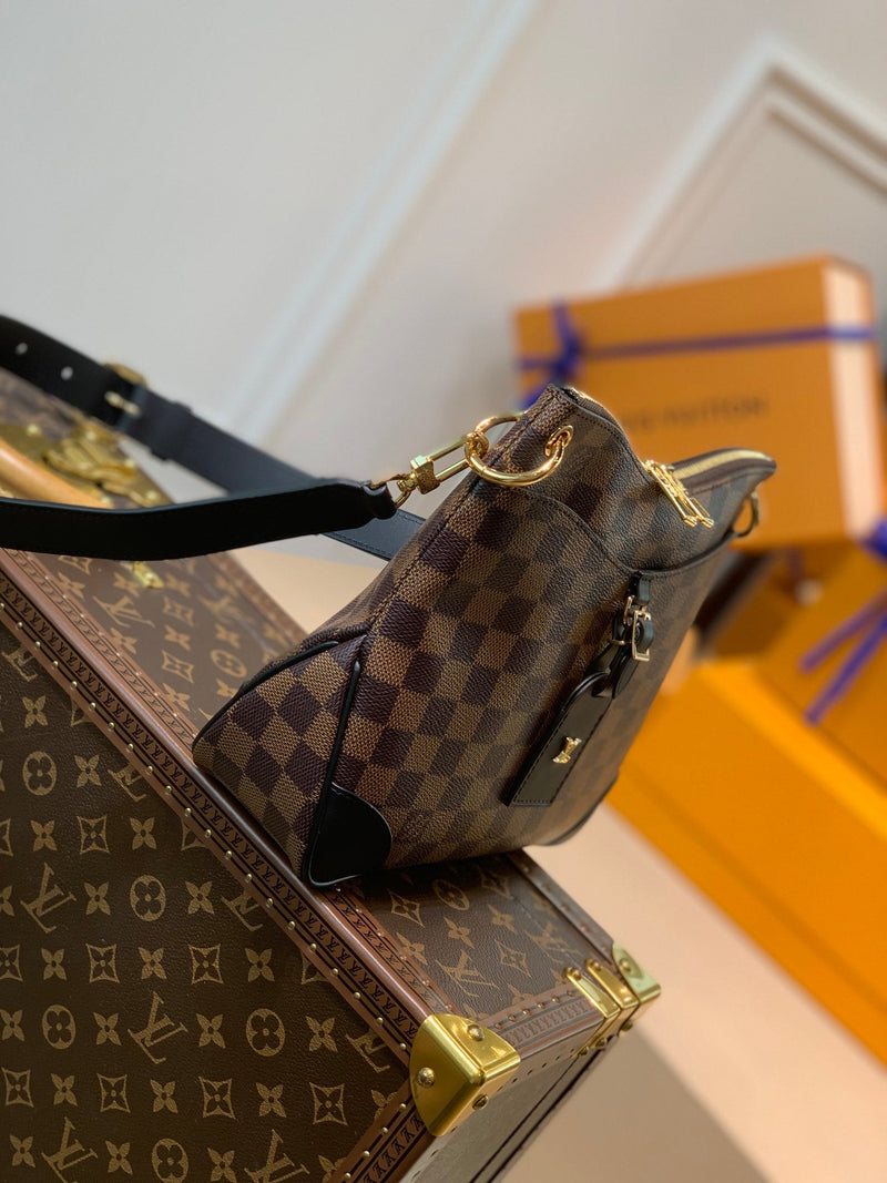 Bolsa Louis Vuitton  Odéon PM