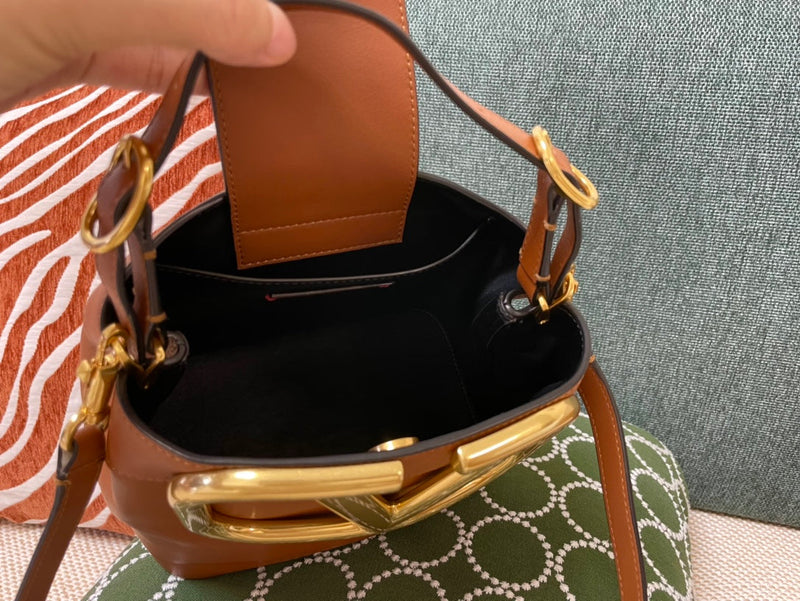 Bolsa Valentino Logo