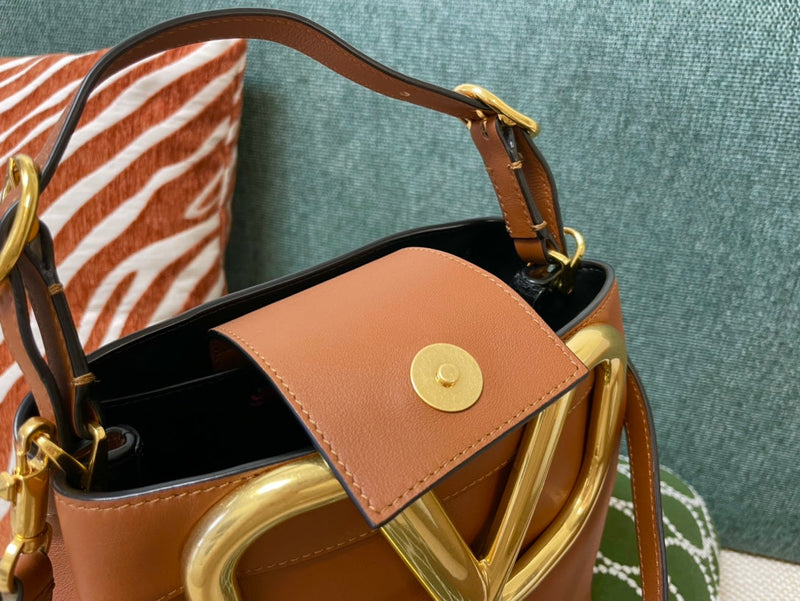 Bolsa Valentino Logo