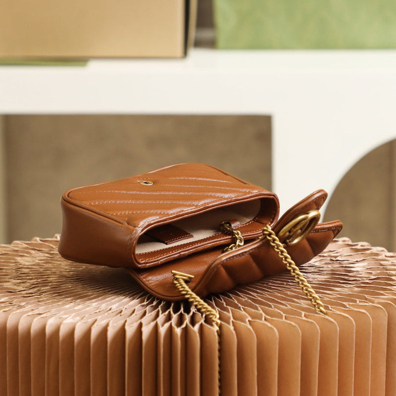 Bolsa Gucci Marmont Super Mini