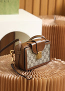 Bolsa Gucci GG mini bag with clasp closure