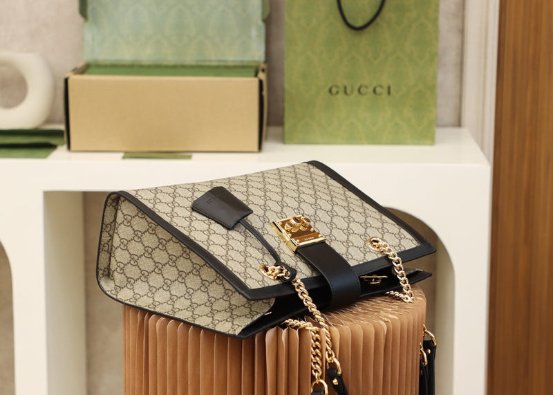 Bolsa GUCCI 𝐏𝐚𝐝𝐥𝐨𝐜𝐤