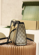 Bolsa GUCCI 𝐏𝐚𝐝𝐥𝐨𝐜𝐤