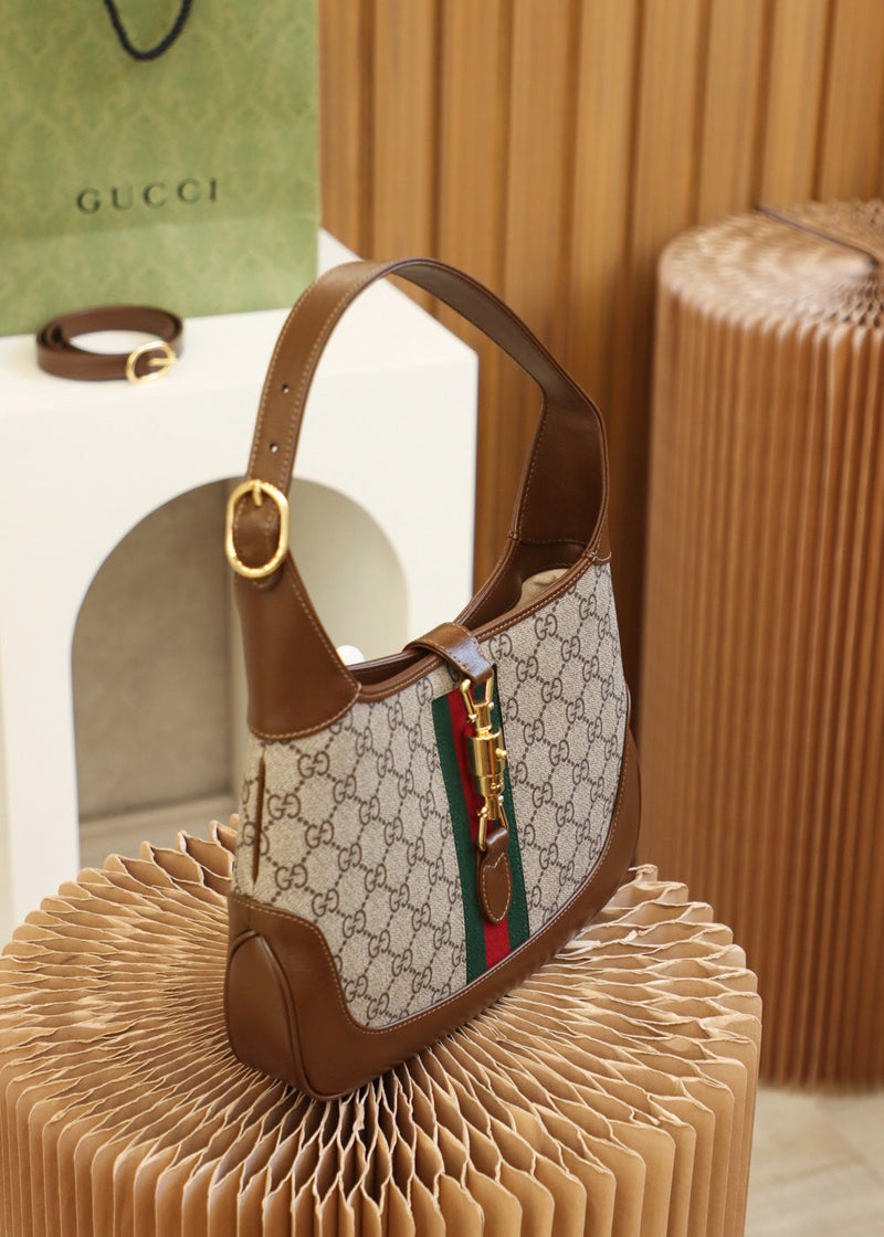 Bolsa GUCCI 𝐉𝐚𝐜𝐤𝐢𝐞 𝟭𝟵𝟲𝟭 small shoulder bag