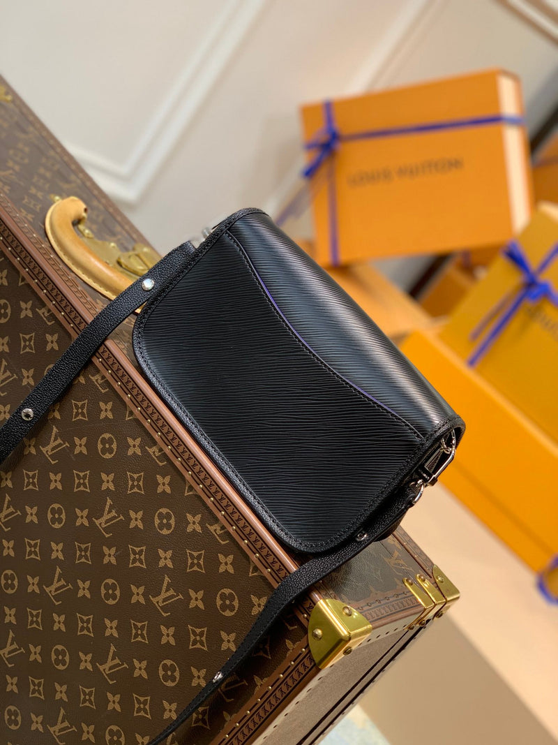 Bolsa Louis Vuitton Buci