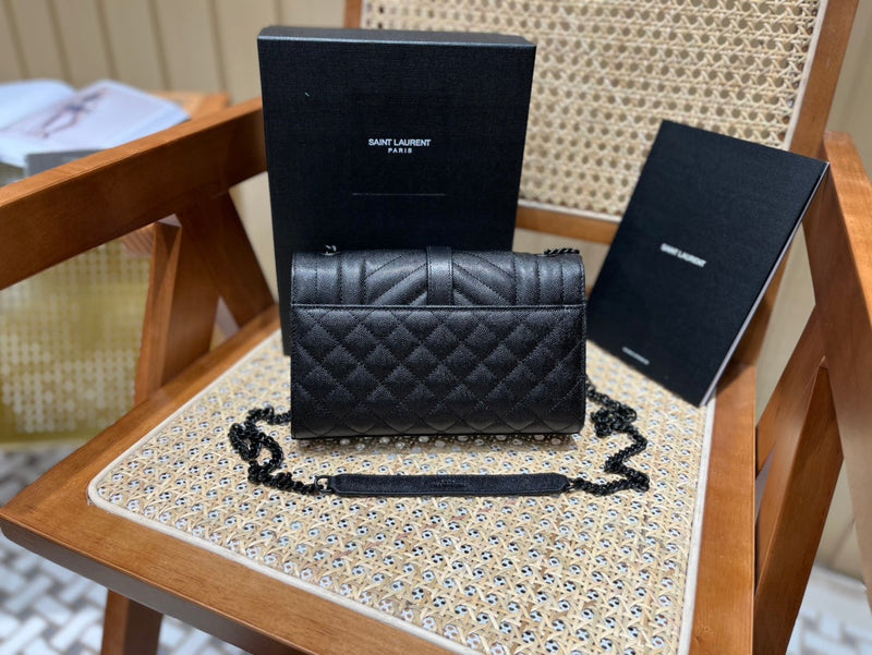 Bolsa YSL ENVELOPE 21CM