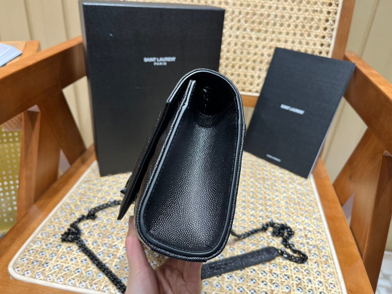 Bolsa YSL ENVELOPE 21CM