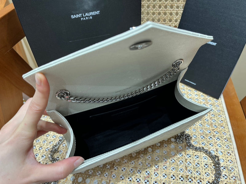 Bolsa YSL ENVELOPE 21CM