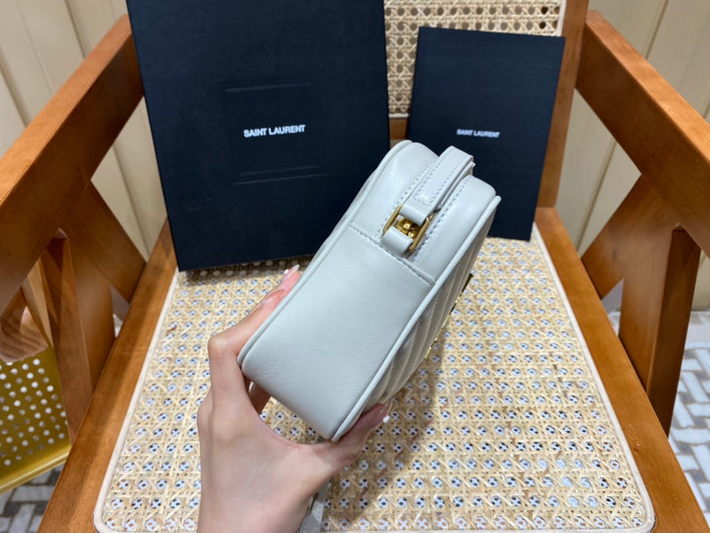 Bolsa YSL LOU 23CM