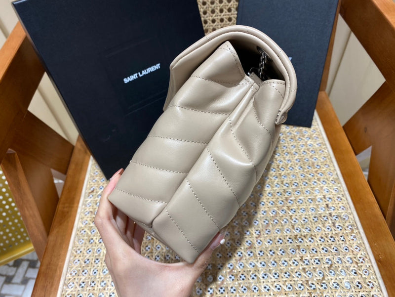 Bolsa YSL LOULOU 23CM Y