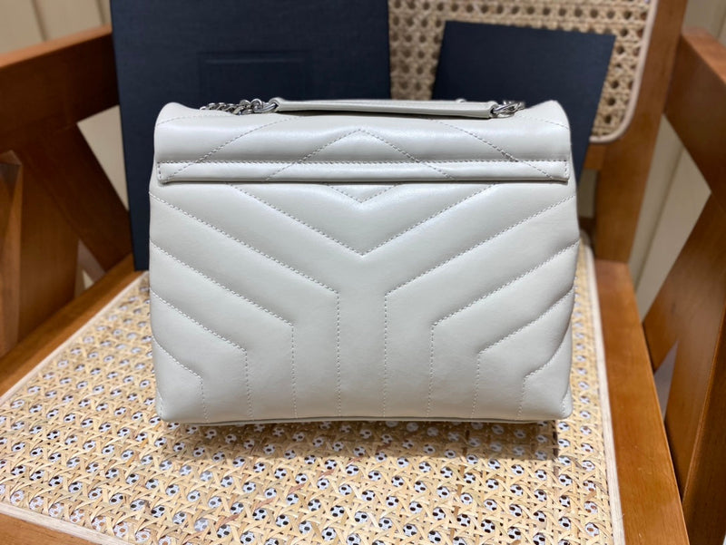 Bolsa YSL LOULOU 23CM Y