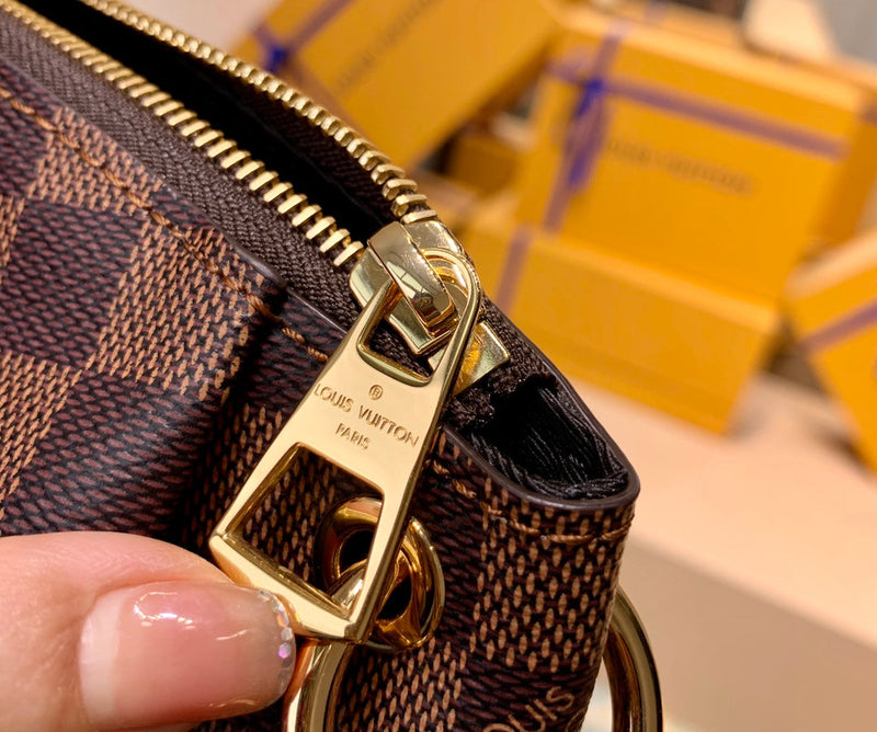 Bolsa Louis Vuitton ODÉON TOTE MM