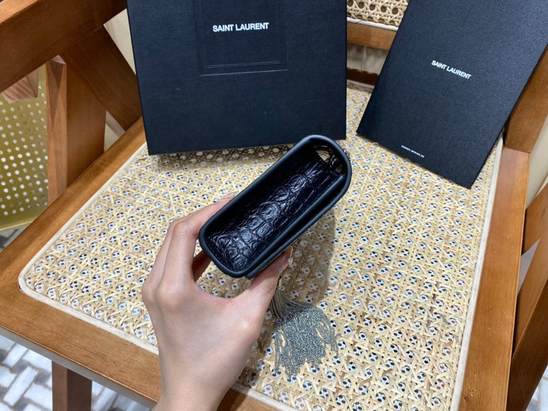 Bolsa YSL 𝑲𝑨𝑻𝑬 𝟭𝟳𝒄𝒎