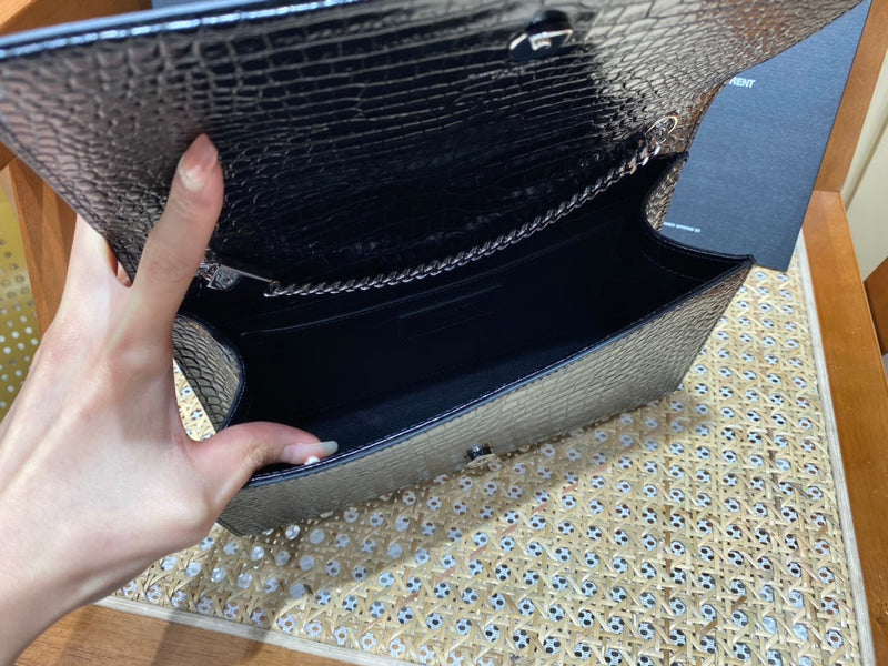 Bolsa YSL KATE 24CM