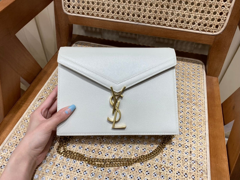 Bolsa YSL 𝑪𝒂𝒔𝒔𝒂𝒏𝒅𝒓𝒂 22CM