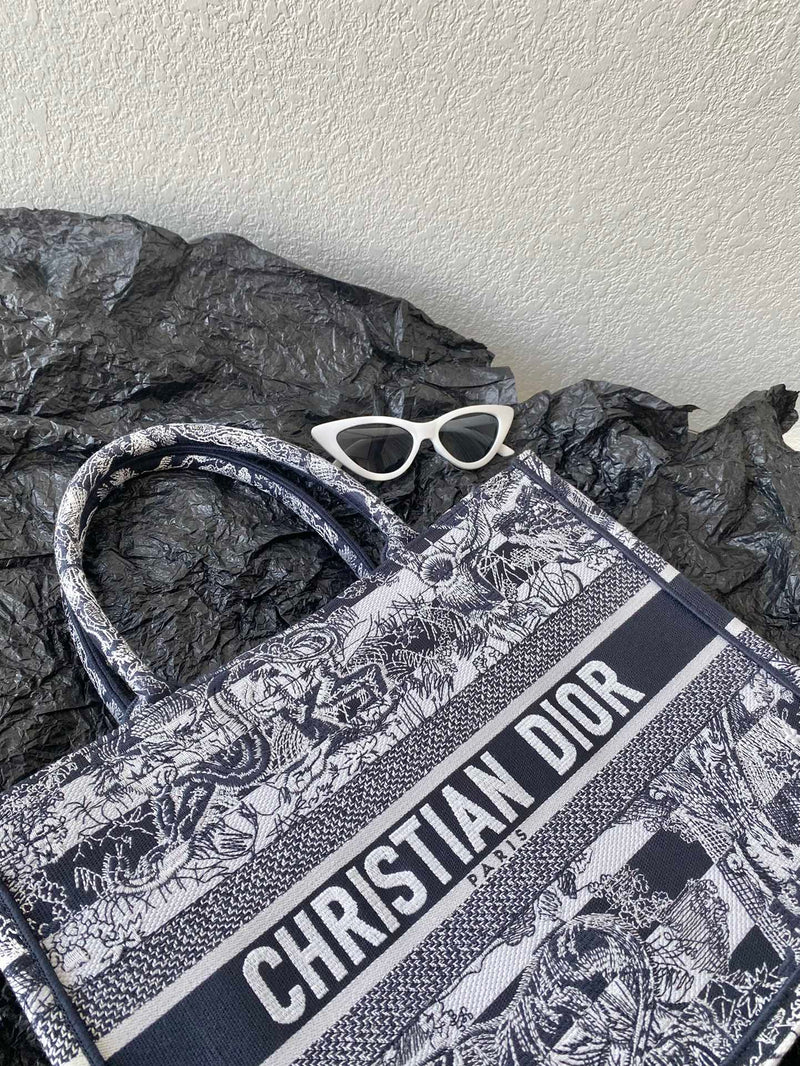 Bolsa Dior BOOK TOTE 36CM